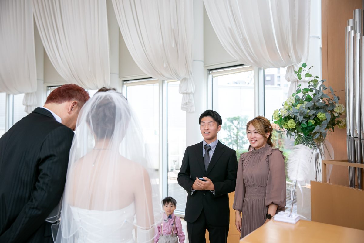 小さな結婚式って何？